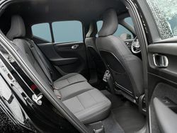 Schwarz Gebraucht 2022 Volvo XC40 SUV | 29.649 € (Guter Preis)