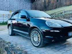 Porsche Cayenne GTS