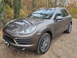 Braun Gebraucht 2012 Porsche Cayenne SUV | 19.990 € (Fairer Preis)