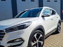Weiß Gebraucht 2016 Hyundai Tucson Premium SUV | 13.000 € (Fairer Preis)
