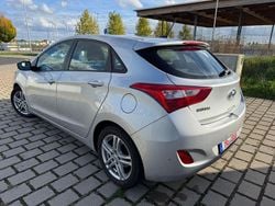 Silber Gebraucht 2015 Hyundai i30 Edition Limousine | 8.700 € (Guter Preis)