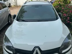 Weiß Gebraucht 2014 Renault Mégane GrandTour Kombi | 4.700 € (Guter Preis)