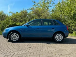 Blau Gebraucht 2001 Audi A3 Kleinwagen | 5.100 €