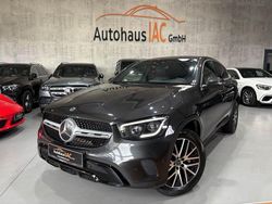 Grau Gebraucht 2021 Mercedes GLC300 Limousine | 41.900 € (Teuer)