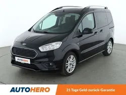 Schwarz Gebraucht 2019 Ford Tourneo Courier Titanium Van / Kleinbus | 17.590 € (Fairer Preis)
