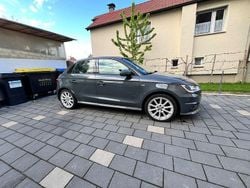 Grau Gebraucht 2017 Audi A1 Sportback S-Line Kleinwagen | 11.500 € (Guter Preis)