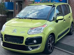 Gelb Gebraucht 2009 Citroën C3 Picasso Tendance Van / Kleinbus | 3.750 € (Etwas zu teuer)