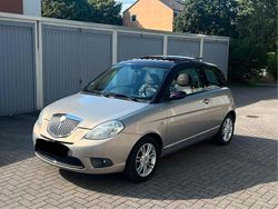 Silber Gebraucht 2007 Lancia Ypsilon Kleinwagen | 2.499 € (Fairer Preis)