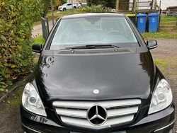 Schwarz Gebraucht 2009 Mercedes B200 Van / Kleinbus | 2.500 € (Guter Preis)