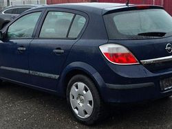 Blau Gebraucht 2004 Opel Astra Limousine | 1.250 € (Guter Preis)