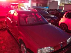 Rot Gebraucht 1995 Renault 19 Limousine | 4.999 €