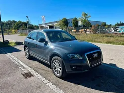 Grau Gebraucht 2009 Audi Q5 Design SUV | 8.950 € (Fairer Preis)