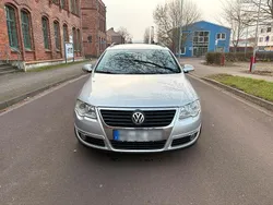 Grau Gebraucht 2009 VW Passat Highline Kombi | 3.799 € (Fairer Preis)