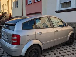 Silber Gebraucht 2002 Audi A2 Kleinwagen | 2.500 € (Fairer Preis)