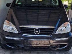 Grau Gebraucht 2002 Mercedes A170 Classic Van / Kleinbus | 2.400 € (Fairer Preis)