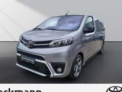 Silber Gebraucht 2024 Toyota Proace Verso Executive Kombi | 46.890 € (Teuer)