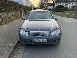Grau Gebraucht 2007 Mercedes CLC200 Kleinwagen | 1.000 €