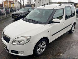 Weiß Gebraucht 2009 Skoda Roomster Plus Edition Van / Kleinbus | 4.999 € (Fairer Preis)