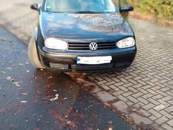 Schwarz Gebraucht 2001 VW Golf IV Edition Kombi | 650 € (Superpreis)