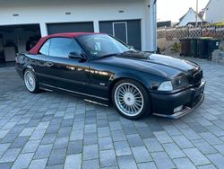 Schwarz Gebraucht 1999 BMW 320 Cabriolet M Sport Cabrio | 19.999 €