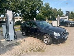 Schwarz Gebraucht 2005 Mercedes C180 Kombi | 2.450 € (Fairer Preis)