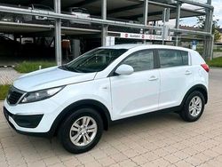 Weiß Gebraucht 2011 Kia Sportage SUV | 10.200 €