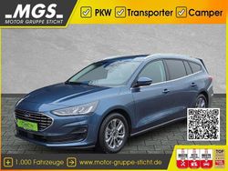 Chrome blue metallic Gebraucht 2024 Ford Focus Titanium Kombi | 22.990 € (Superpreis)