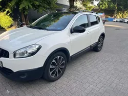 Weiß Gebraucht 2013 Nissan Qashqai 360º SUV | 10.500 € (Etwas zu teuer)