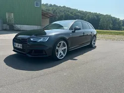 Schwarz Gebraucht 2018 Audi A4 Sport Kombi | 24.900 € (Teuer)