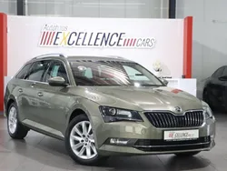Grün Gebraucht 2016 Skoda Superb Style Kombi | 14.444 € (Fairer Preis)