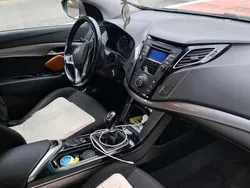 Grau Gebraucht 2013 Hyundai i40 Kombi | 7.800 € (Fairer Preis)