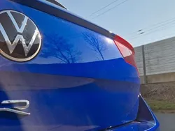 Lapiz blue metallic Gebraucht 2024 VW T-Roc R SUV | 48.777 €