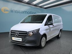 Weiß Gebraucht 2024 Mercedes Vito Van / Kleinbus | 32.749 € (Fairer Preis)
