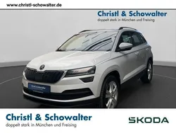 Moon weiss metallic Gebraucht 2021 Skoda Karoq Style SUV | 22.805 € (Superpreis)