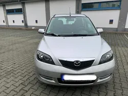 Silber Gebraucht 2006 Mazda 2 Active Kleinwagen | 2.800 € (Fairer Preis)