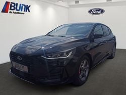 Agate black metallic Gebraucht 2023 Ford Focus ST-Line Limousine | 23.600 € (Guter Preis)