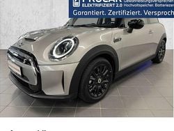 Melting silver iii Gebraucht 2023 Mini Cooper SE Classic Kleinwagen | 19.340 € (Guter Preis)