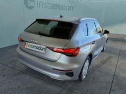 Silber Gebraucht 2021 Audi A3 Sportback Advanced Limousine | 28.700 € (Fairer Preis)