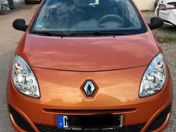 Orange Gebraucht 2008 Renault Twingo Authentique Kleinwagen | 2.300 € (Fairer Preis)