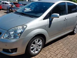 Silber Gebraucht 2008 Toyota Corolla Verso Team Van / Kleinbus | 5.490 € (Fairer Preis)