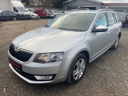 Silber Gebraucht 2013 Skoda Octavia Elegance Kombi | 4.777 € (Fairer Preis)