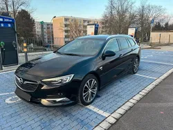 Schwarz Gebraucht 2017 Opel Insignia Kombi | 12.550 € (Etwas zu teuer)