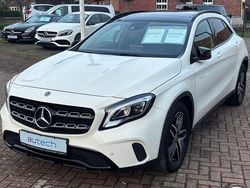 Weiß Gebraucht 2017 Mercedes GLA250 SUV | 19.950 € (Fairer Preis)