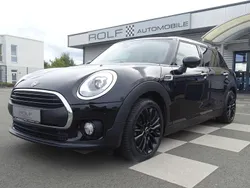 Schwarz midnight black metallic (metallic) Gebraucht 2018 Mini Clubman Kombi | 14.980 € (Fairer Preis)