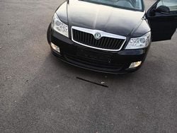 Schwarz Gebraucht 2010 Skoda Octavia Kombi | 5.500 € (Guter Preis)
