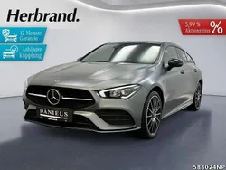 Grau Gebraucht 2021 Mercedes CLA250e Shooting Brake AMG Kombi | 26.950 € (Teuer)