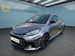 Silber Neu 2025 Toyota Yaris Kleinwagen | 50.799 € (Teuer)