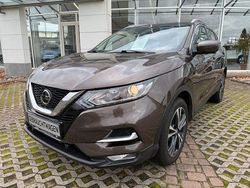 Braun Gebraucht 2019 Nissan Qashqai N-Connecta SUV | 16.666 € (Fairer Preis)