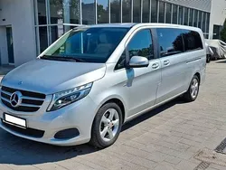 Silber Gebraucht 2015 Mercedes V200 Van / Kleinbus | 28.900 € (Fairer Preis)