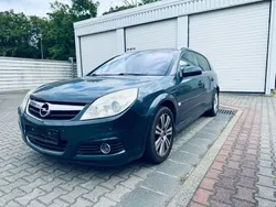 Grau Gebraucht 2007 Opel Signum Edition Kombi | 2.799 € (Fairer Preis)